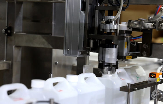 4000w 액체 시약 충진 뚜껑봉함기 12000bph, 제약 반응제 충진과 캐핑하는 생산 라인