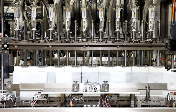 4000w 액체 시약 충진 뚜껑봉함기 12000bph, 제약 반응제 충진과 캐핑하는 생산 라인